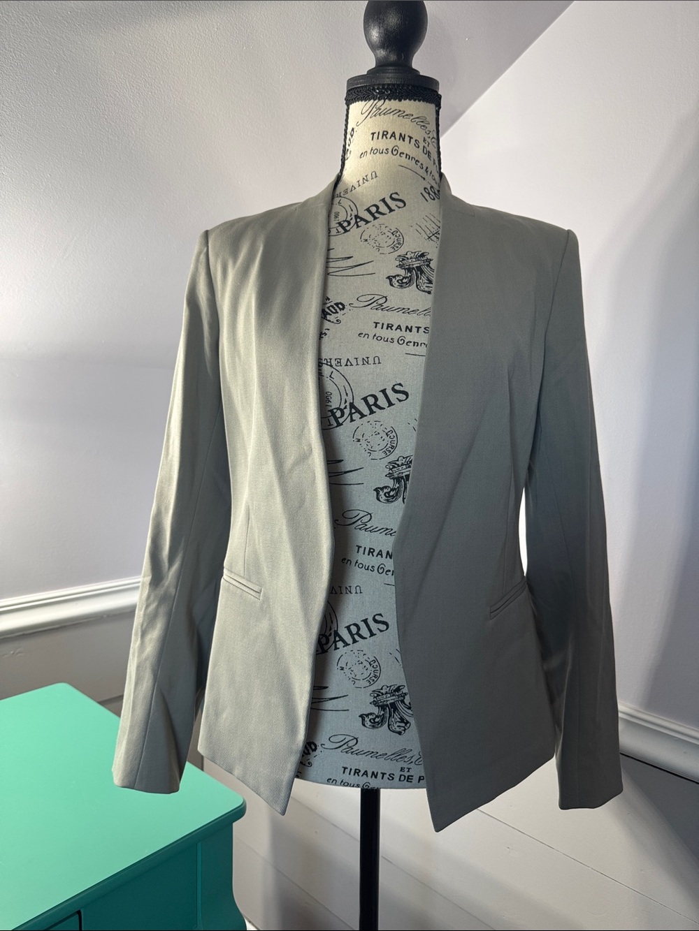 Theory Lanai Classic Women's Open Front Blazer Jacket in Light Gray/Oat Size: 8